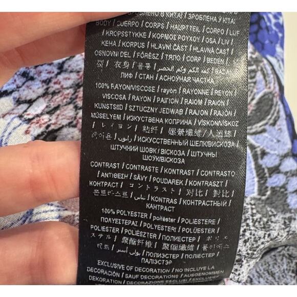 GUESS Size Medium MARINDA Floral Print Long Sleeve Blouse Sheer Boho Flare READ - Picture 10 of 12